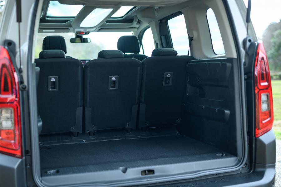 Багажник Citroen Berlingo Multispace 2019 года  (JP) (фото 16 из 19)